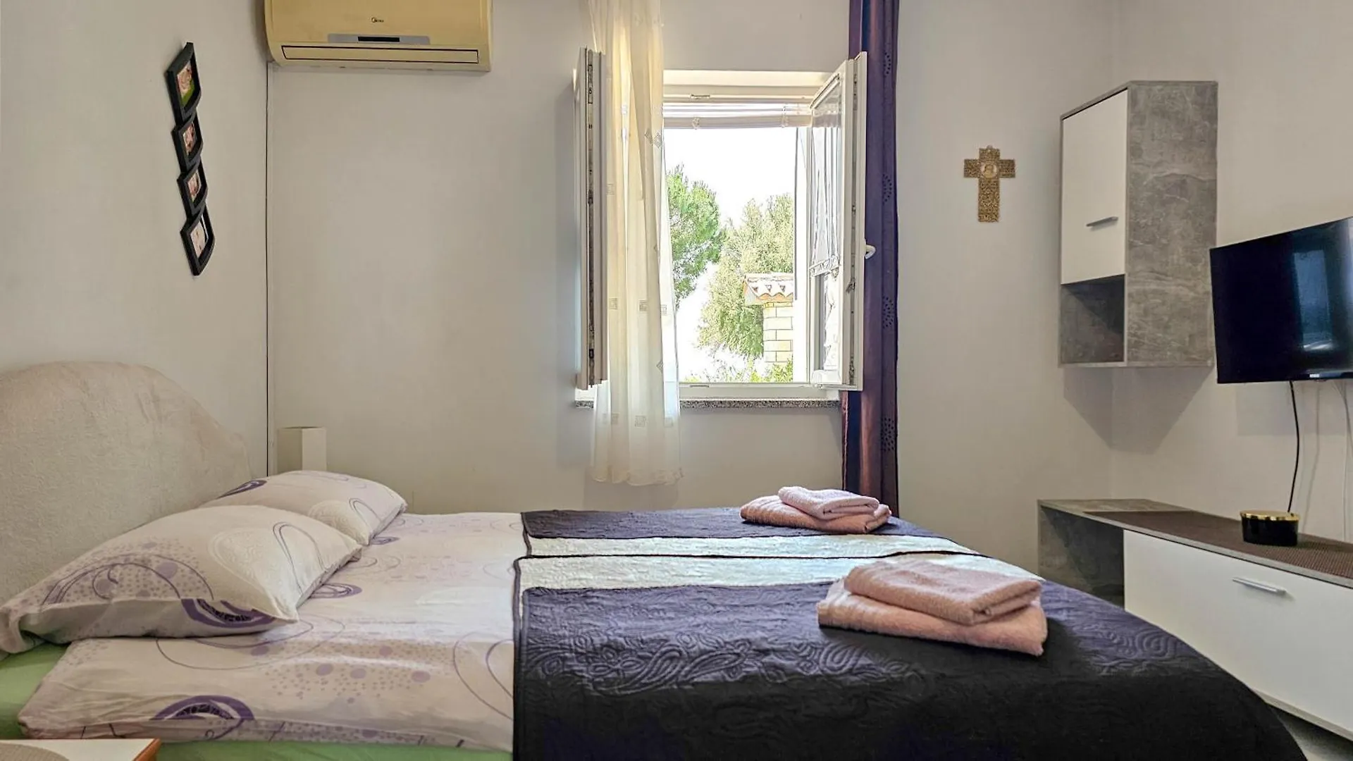 Pintar 1 Apartment Novigrad